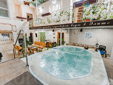  Санаторий &laquo;Элита&raquo; Кисловодск. Внутренний дворик, банный комплекс